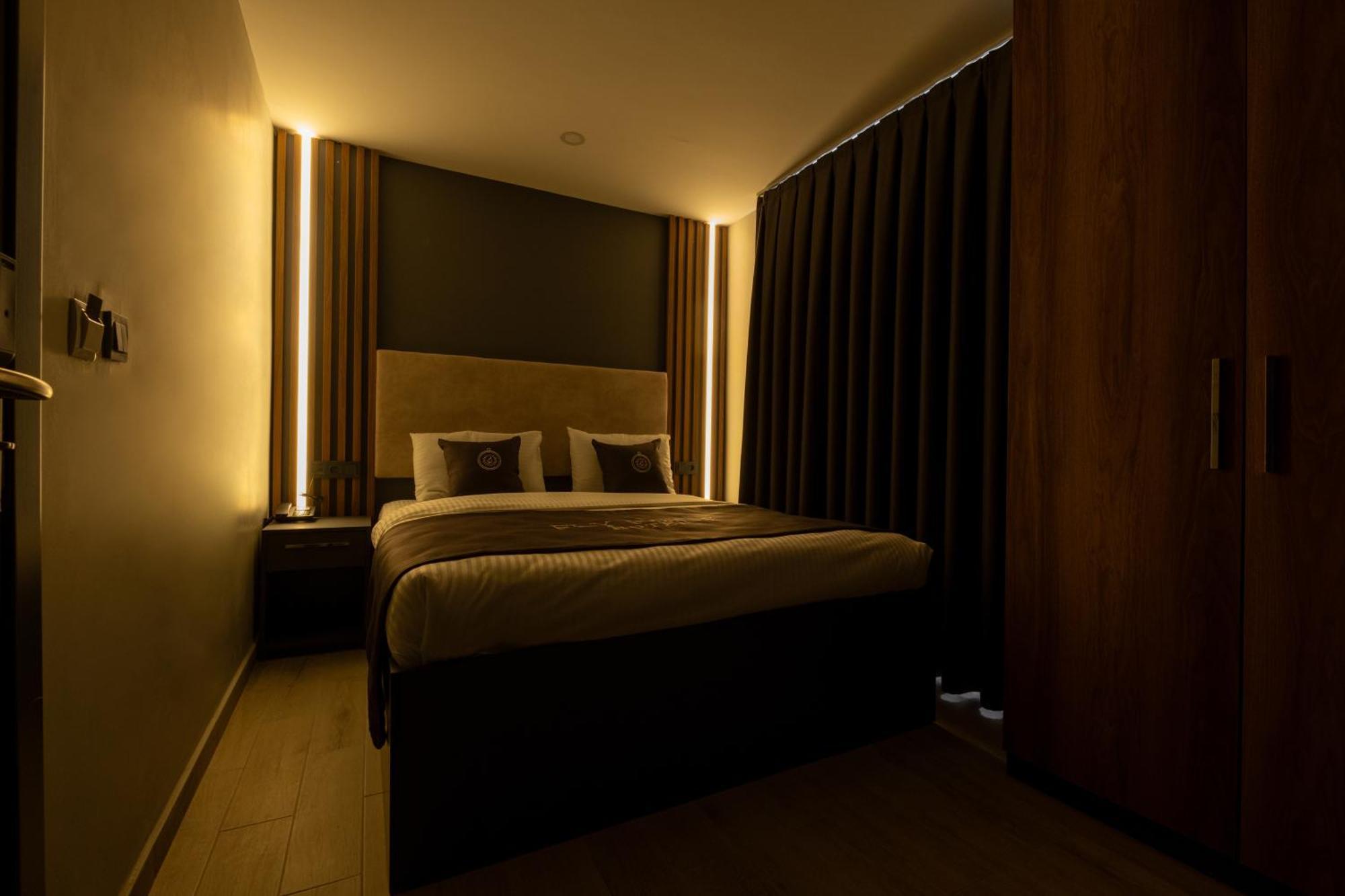 Fly Point Airport Hotel Arnavutkoy 외부 사진